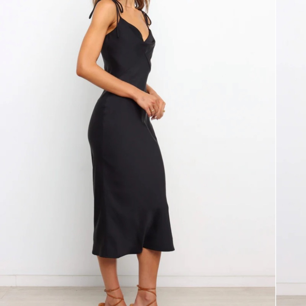 NWT Petal & Pup Dreamland Dress - Black Satin Midi Slip - Picture 2 of 6